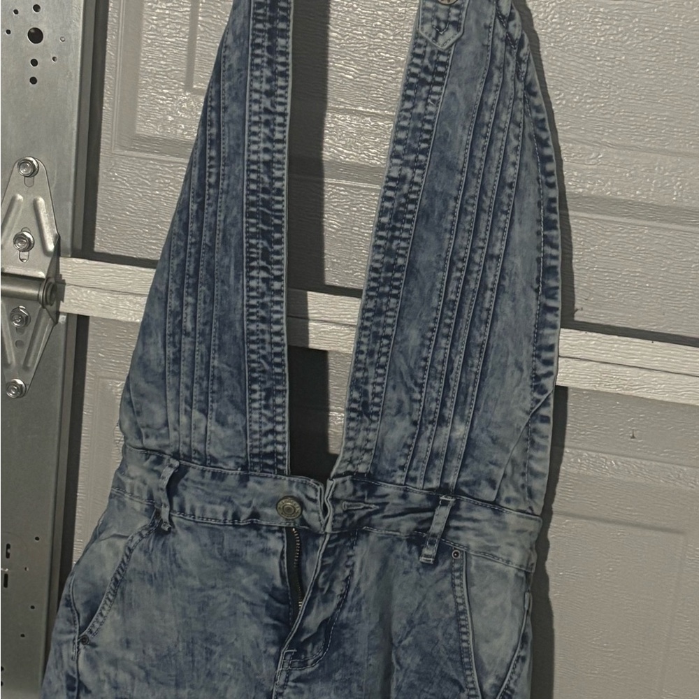 (NWOT) Sexy Butt Lifting Denim Overall Shorts (Ranbeeri)